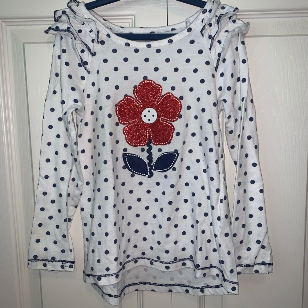 🌺 Cute flower shirt by Nannette
